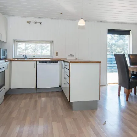Holiday home Four-bedroom Holiday In Hals 5 Ringkobing